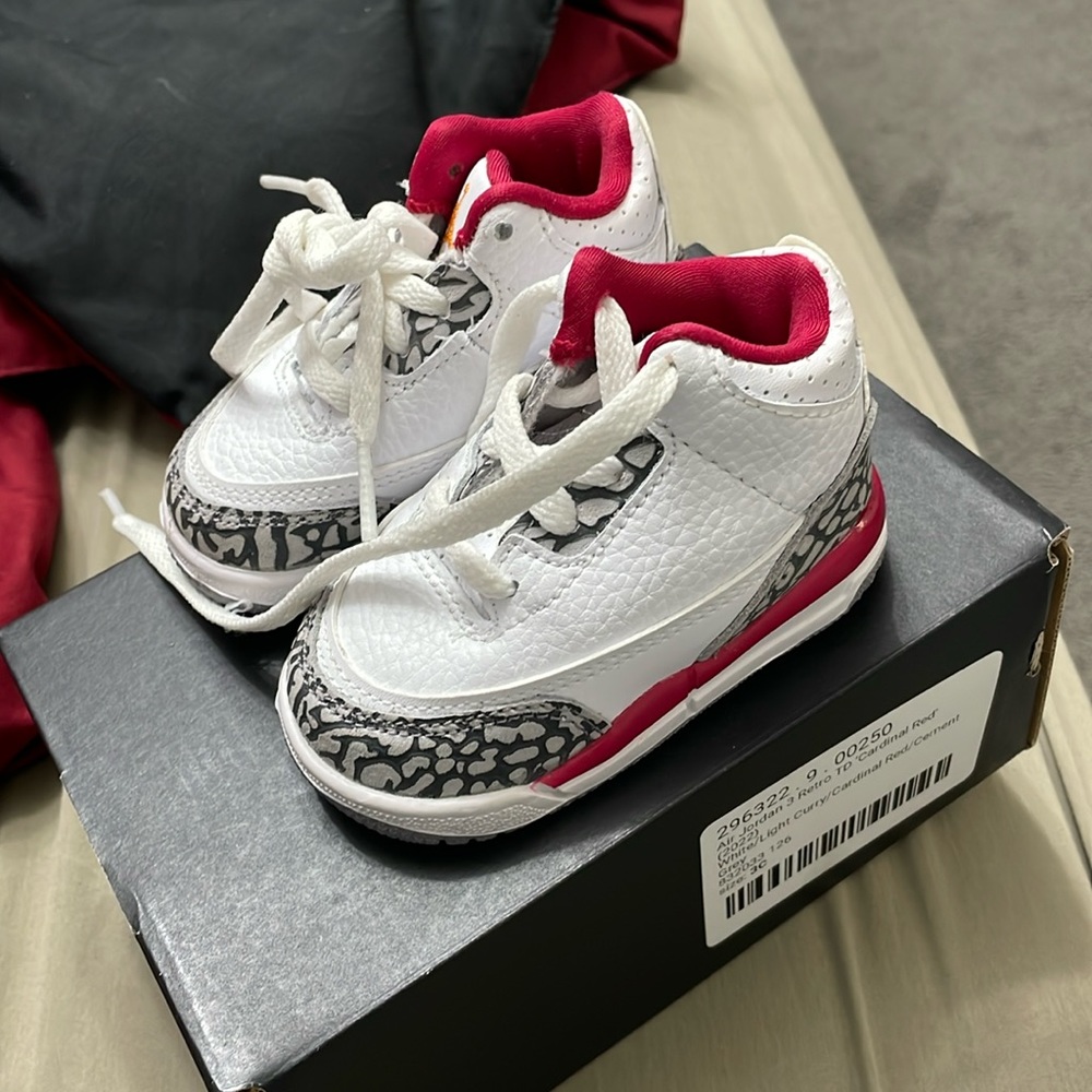 Jordan 3 retro size 3c infants